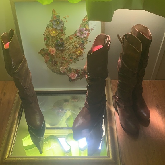 Steve Madden tan slouchy boots~NWT - Picture 2 of 8